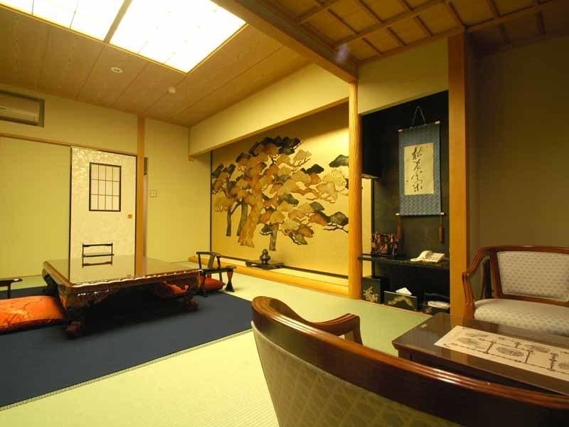 Hôtel Yoshisen à Atami  Chambre photo